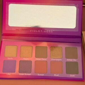 Brand new Violet Voss sunset eyeshadow pallete